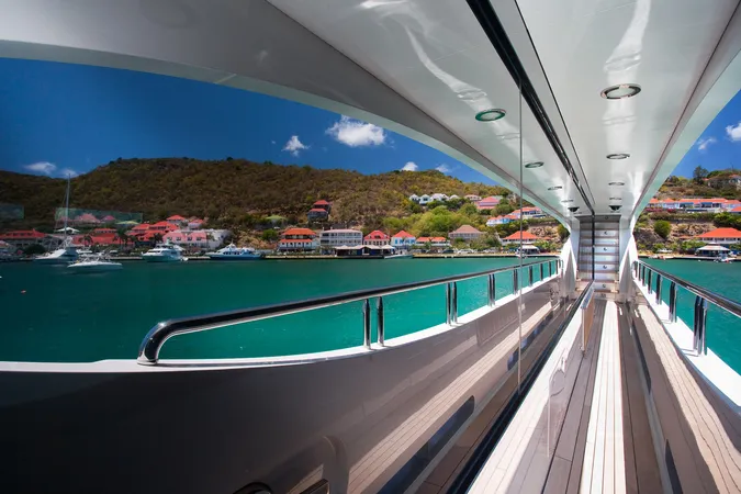 REFLECTION OF GUSTAVIA