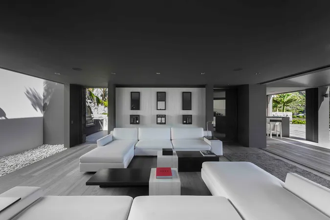 Dunes - Interior