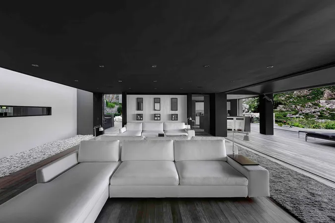 Dunes - Interior