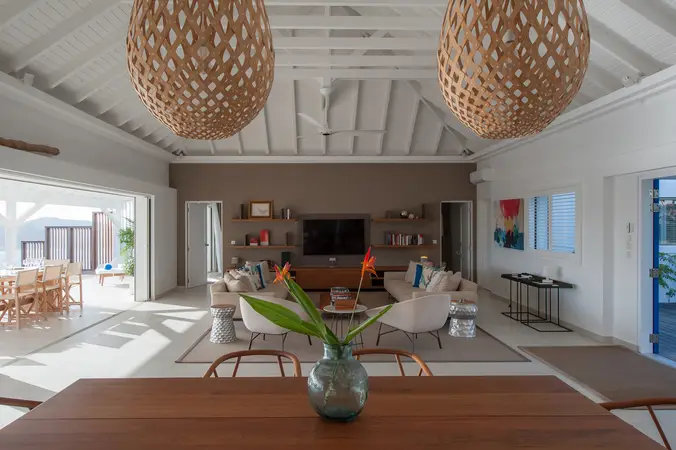 Eden View - Interior