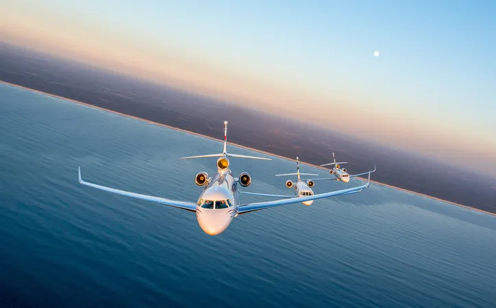Falcon Family - Dassault Falcon Jet Corp.