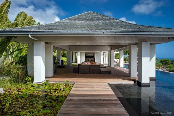 Villa Rose Exterior