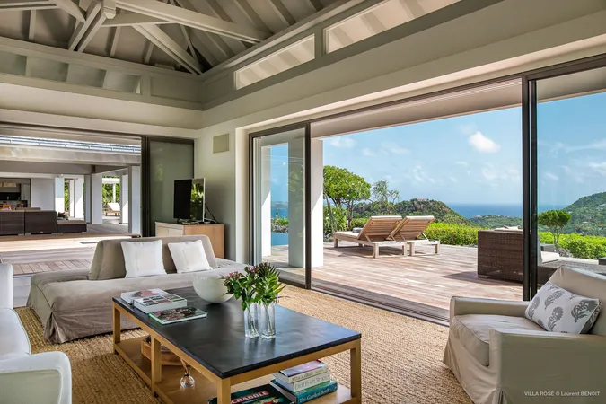 Villa Rose Interior