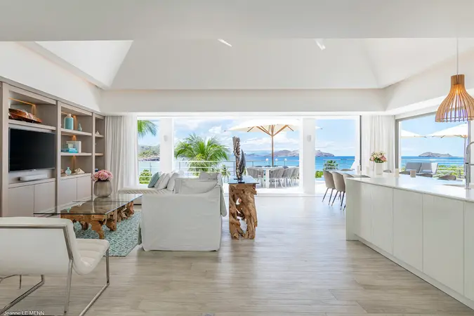 Avenstar - Interieur