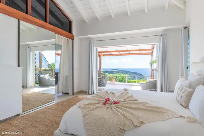 La Magnifica Bedrooms