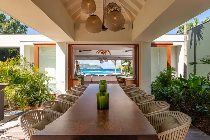 Palm Beach - Interior